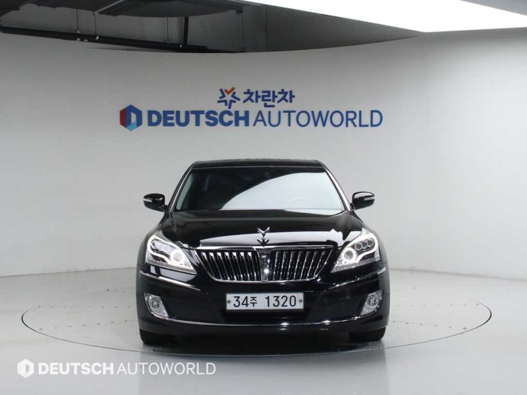 HYUNDAI Equus - Vista 3