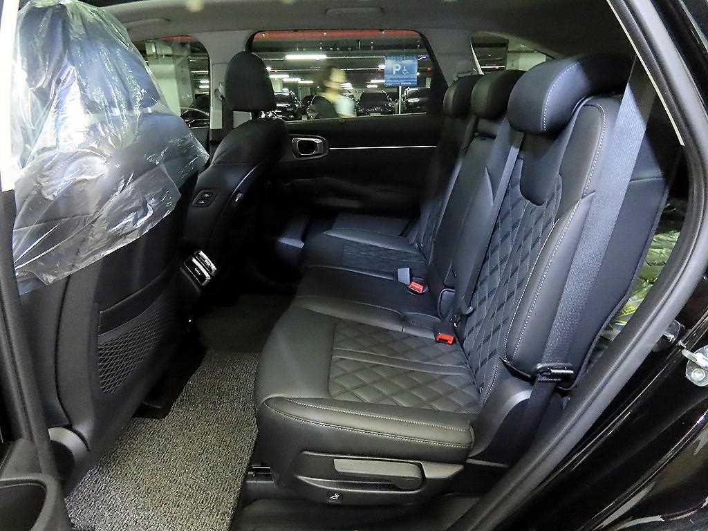 KIA Sorento - Vista 7