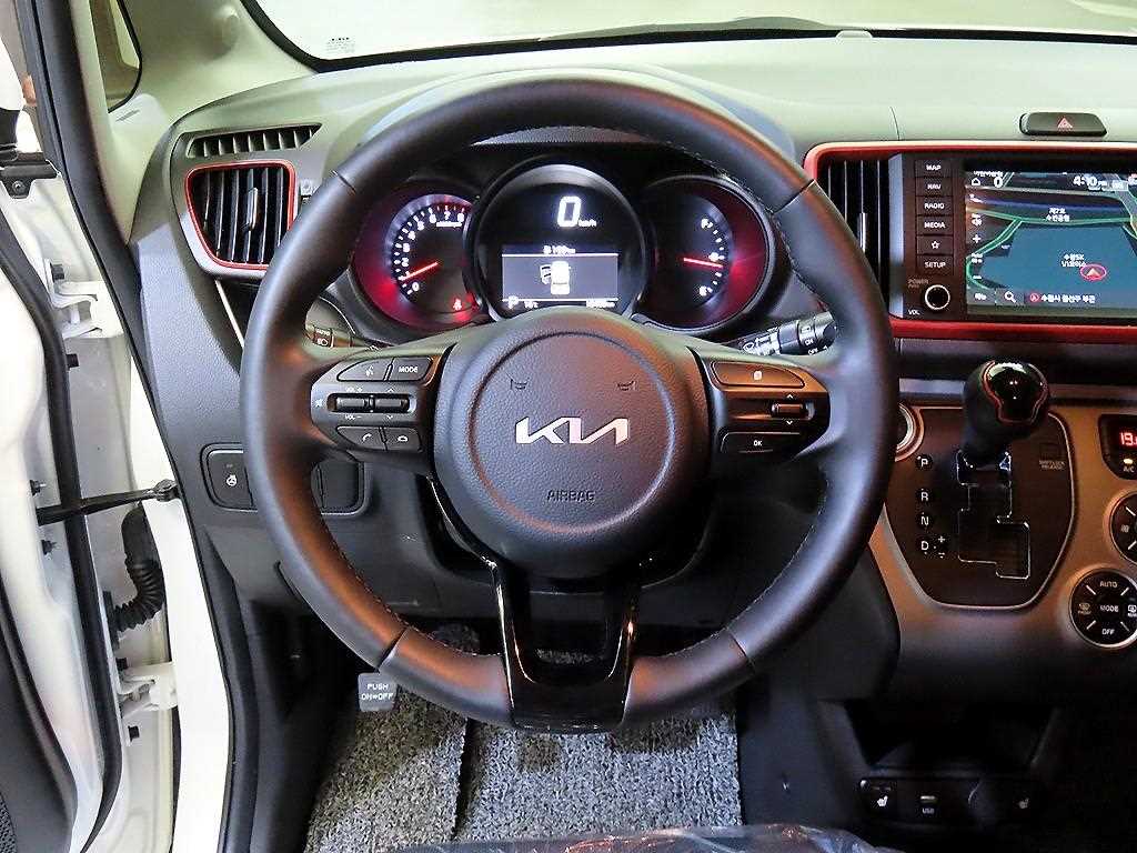 KIA Ray - Vista 8
