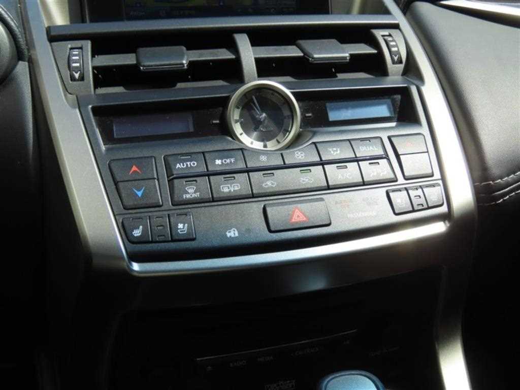 Lexus NX - Vista 7