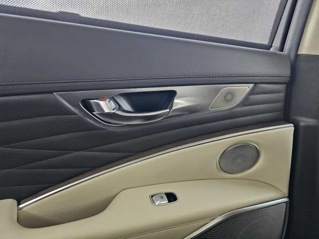 KIA K9 - Vista 9