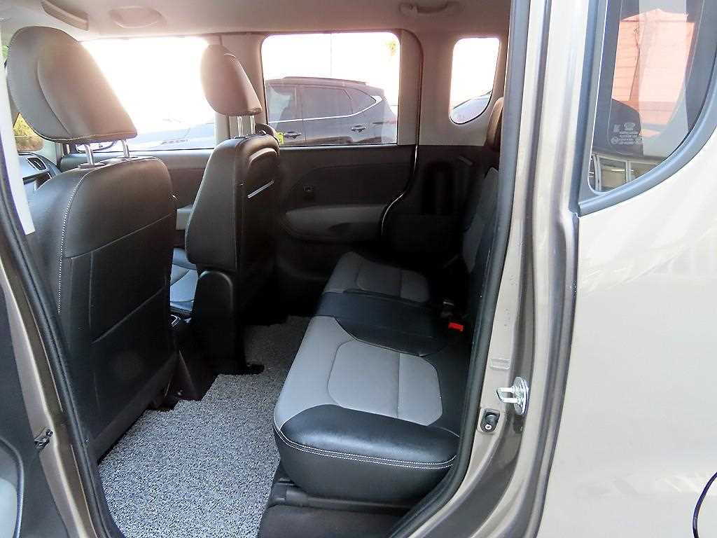 KIA Ray - Vista 6