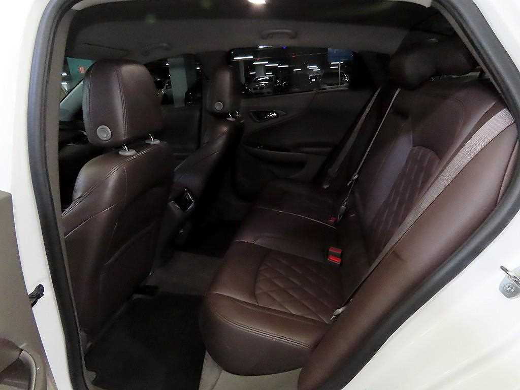 Chevrolet Malibu - Vista 7
