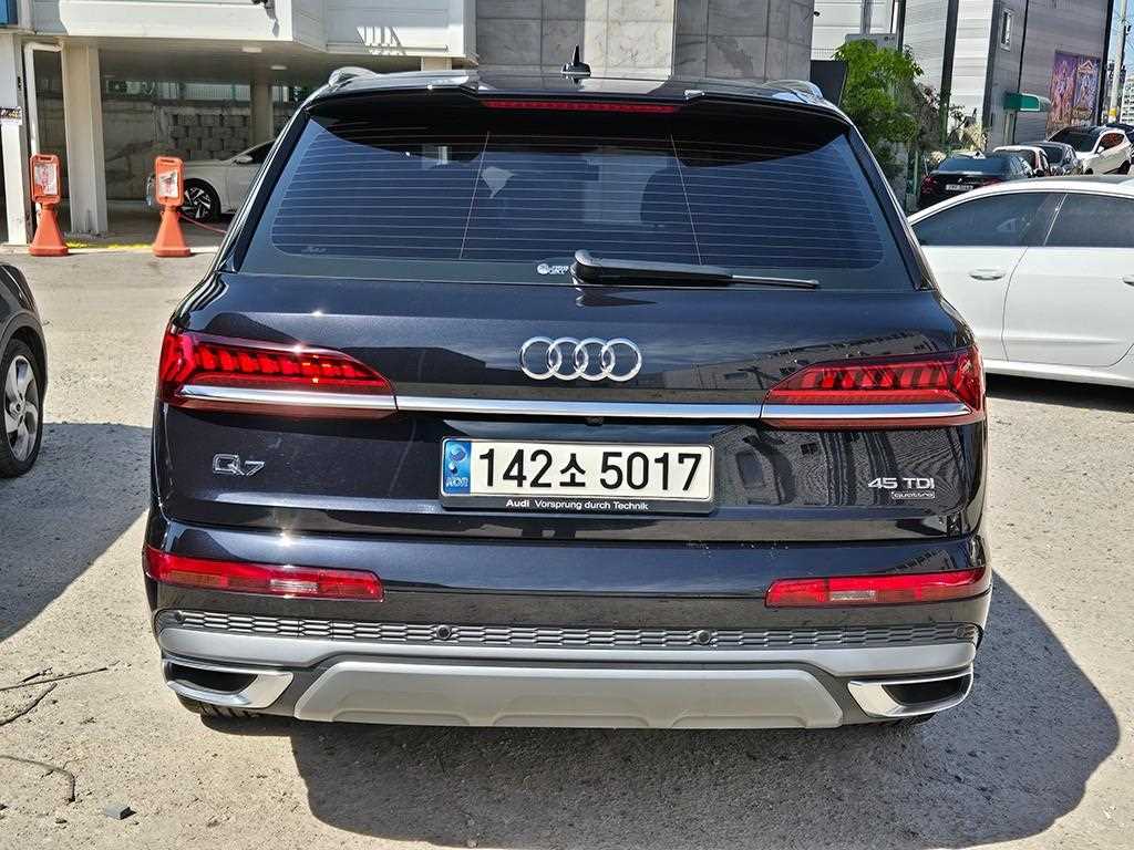 Audi Q7 - Vista 4