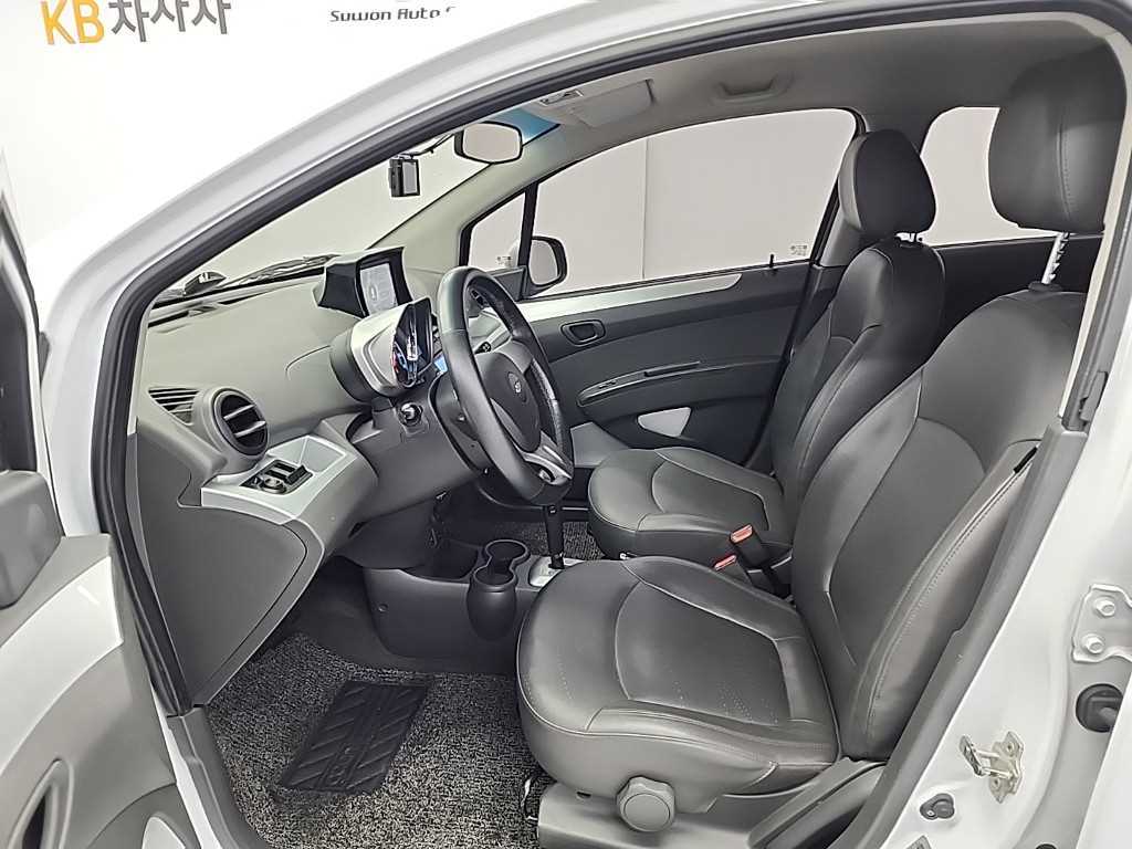 Chevrolet Spark - Vista 11