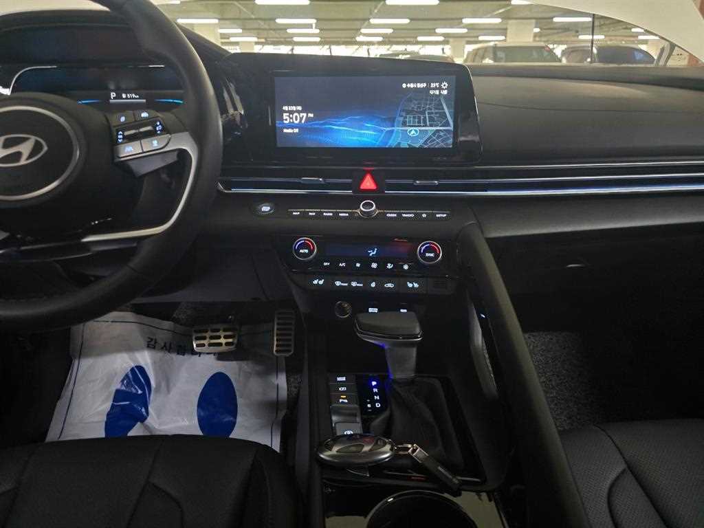 HYUNDAI Avante 2025 Blanco - Importación desde Corea - HF Imports Iquique - Foto 13