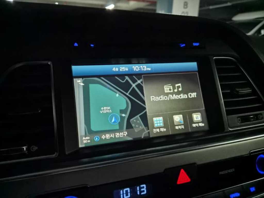 HYUNDAI Sonata - Vista 8