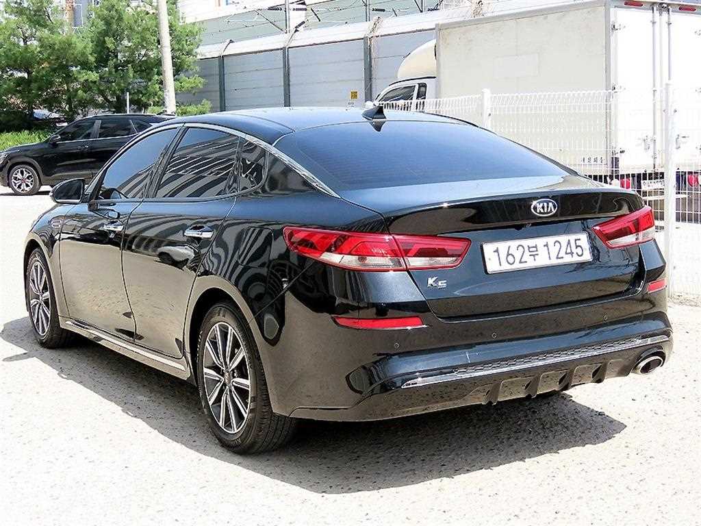 KIA K5 - Vista 3