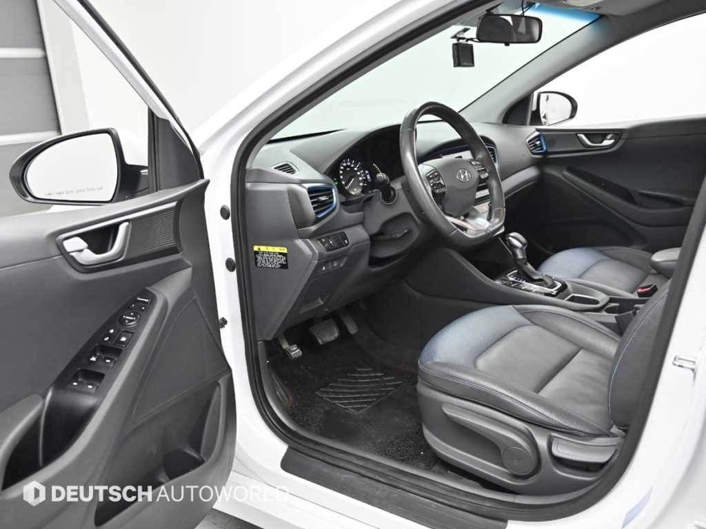 HYUNDAI Ioniq - Vista 11