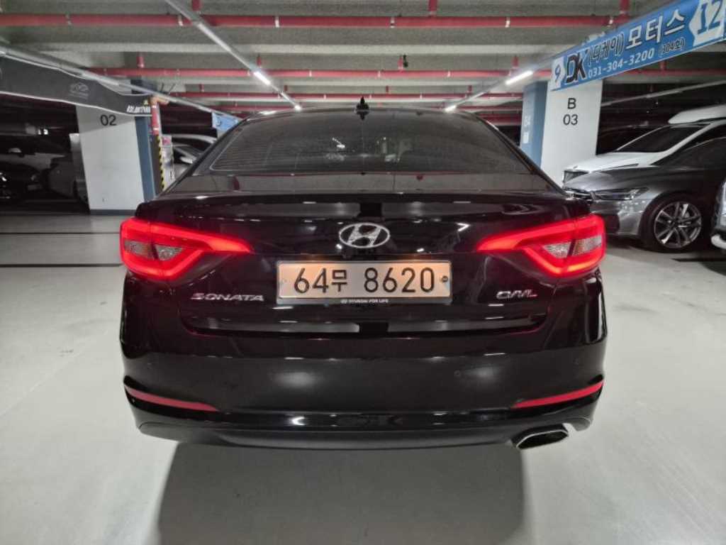 HYUNDAI Sonata - Vista 4