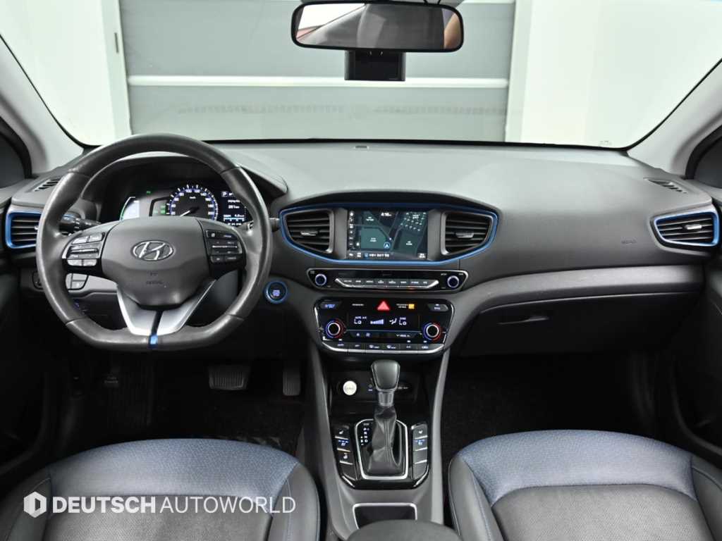 HYUNDAI Ioniq - Vista 7