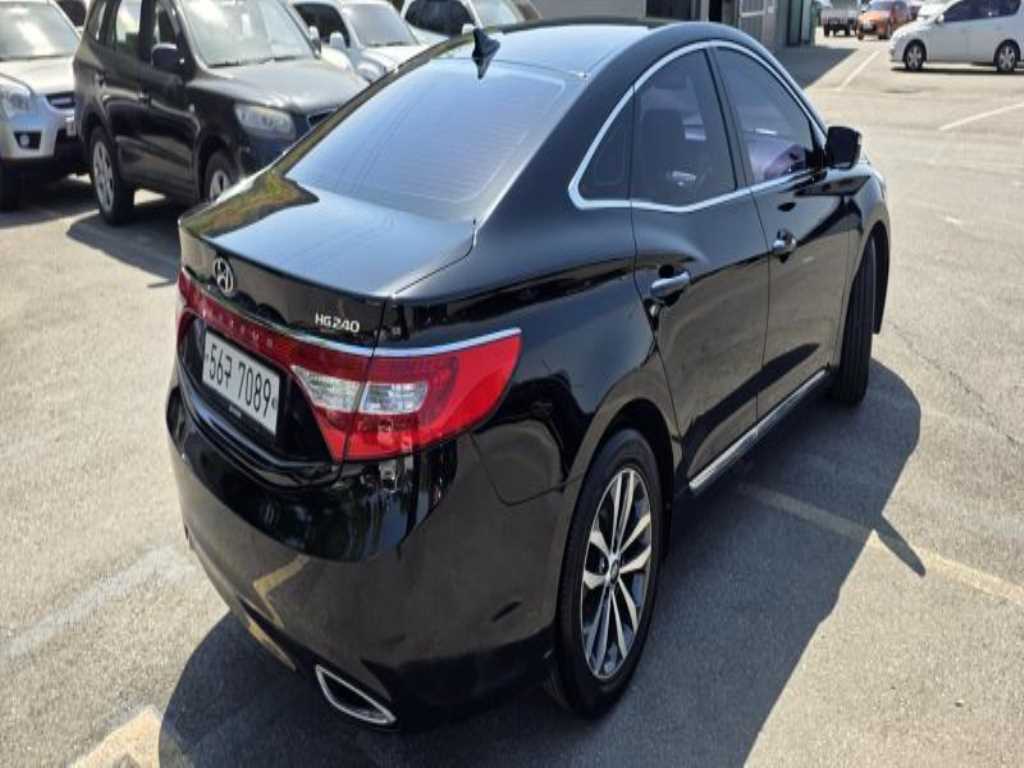 HYUNDAI Grandeur - Vista 4