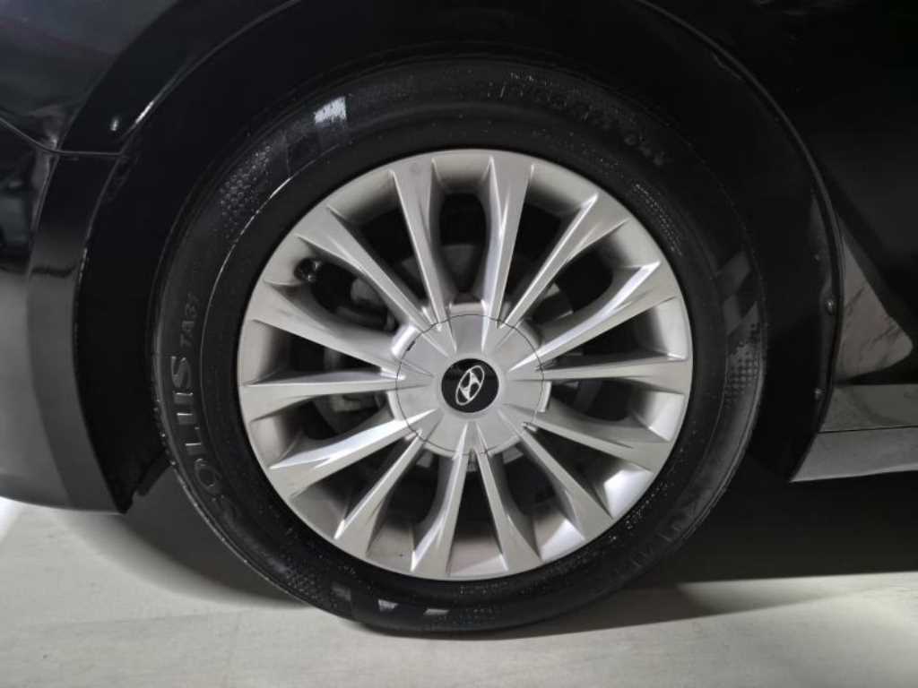 HYUNDAI Sonata 2015 Negro - Importación desde Corea - HF Imports Iquique - Foto 19