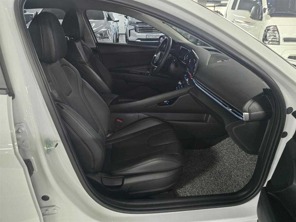 HYUNDAI Avante 2025 Blanco - Importación desde Corea - HF Imports Iquique - Foto 16