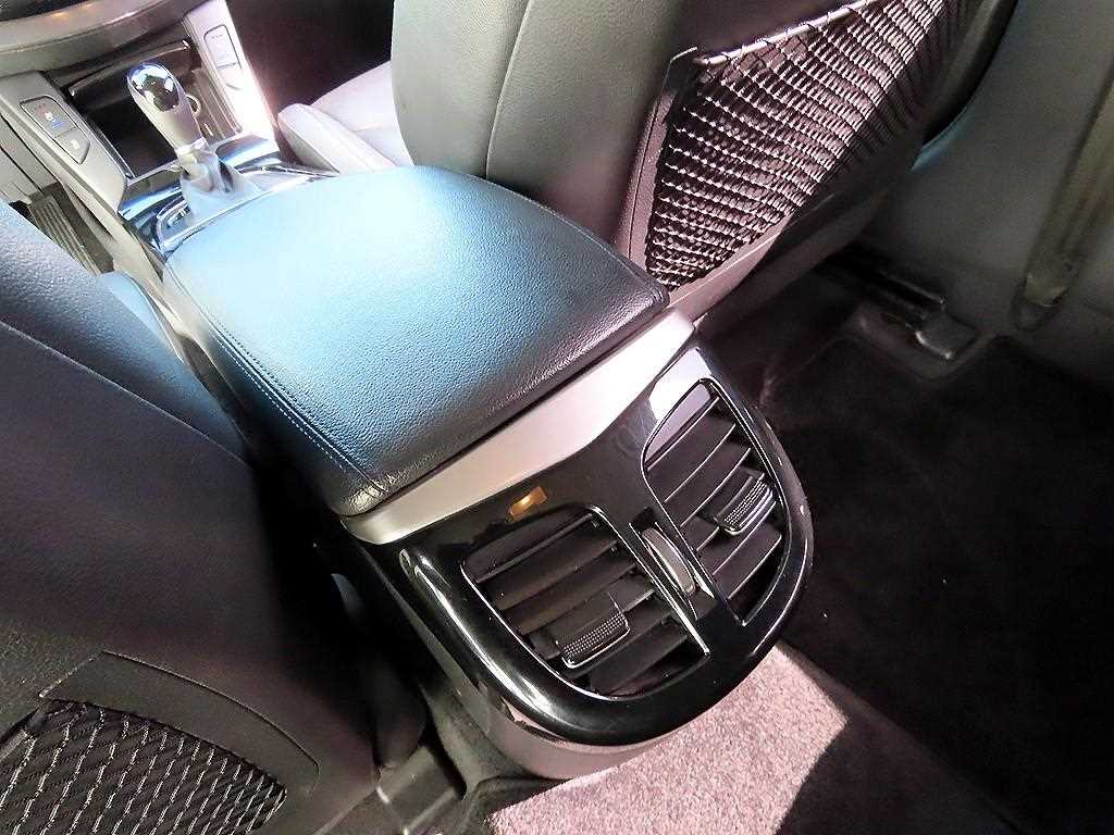 HYUNDAI i40 2012 Azul - Importación desde Corea - HF Imports Iquique - Foto 17