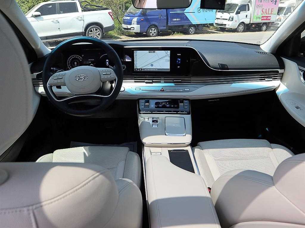 HYUNDAI Grandeur - Vista 5