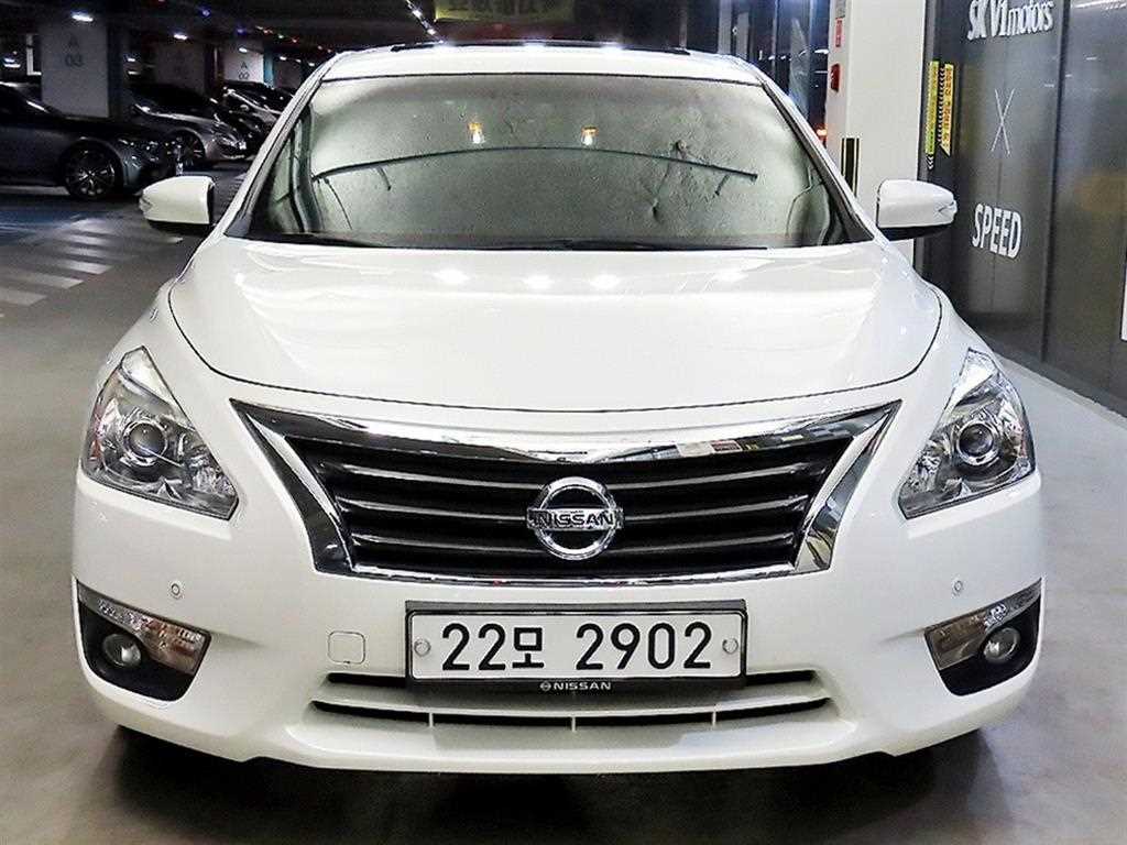 Nissan Altima - Vista 2