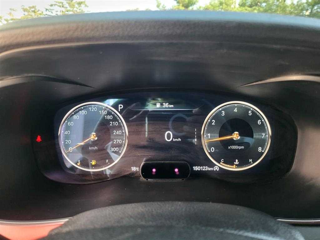 Genesis G70 - Vista 9