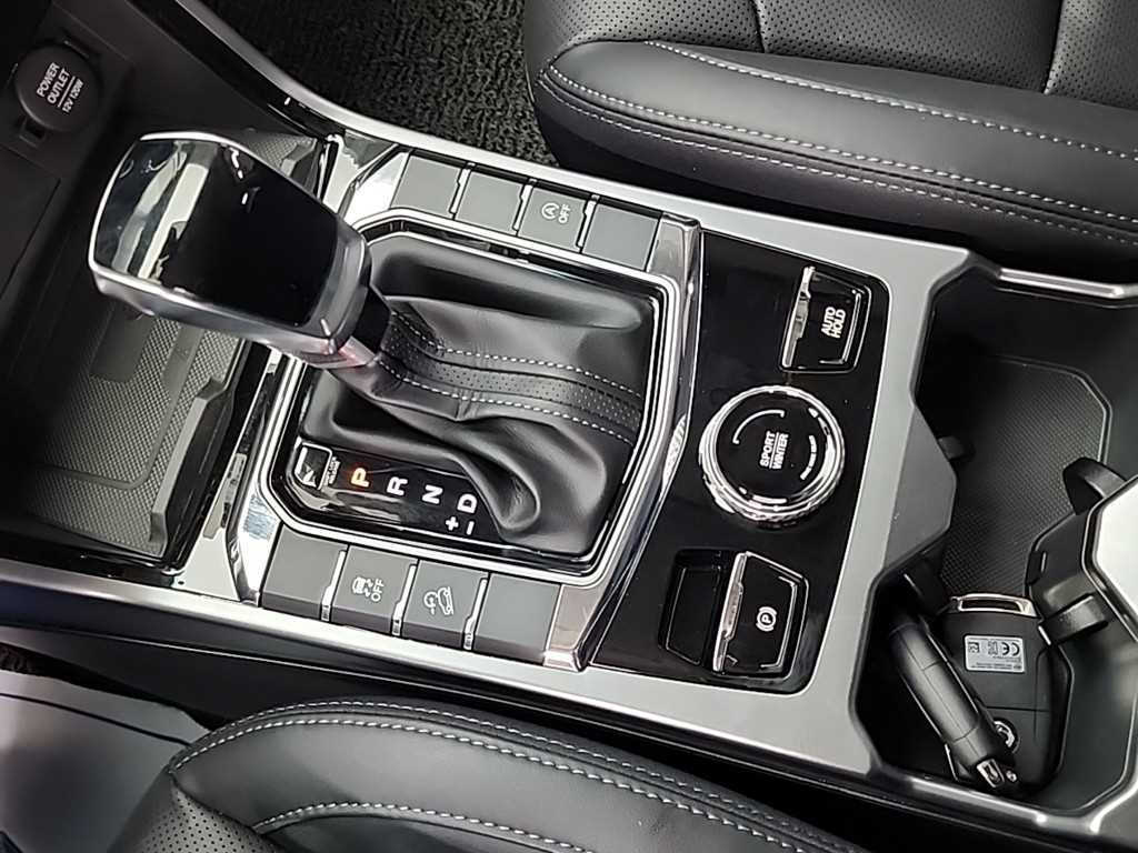Ssangyong Korando - Vista 8