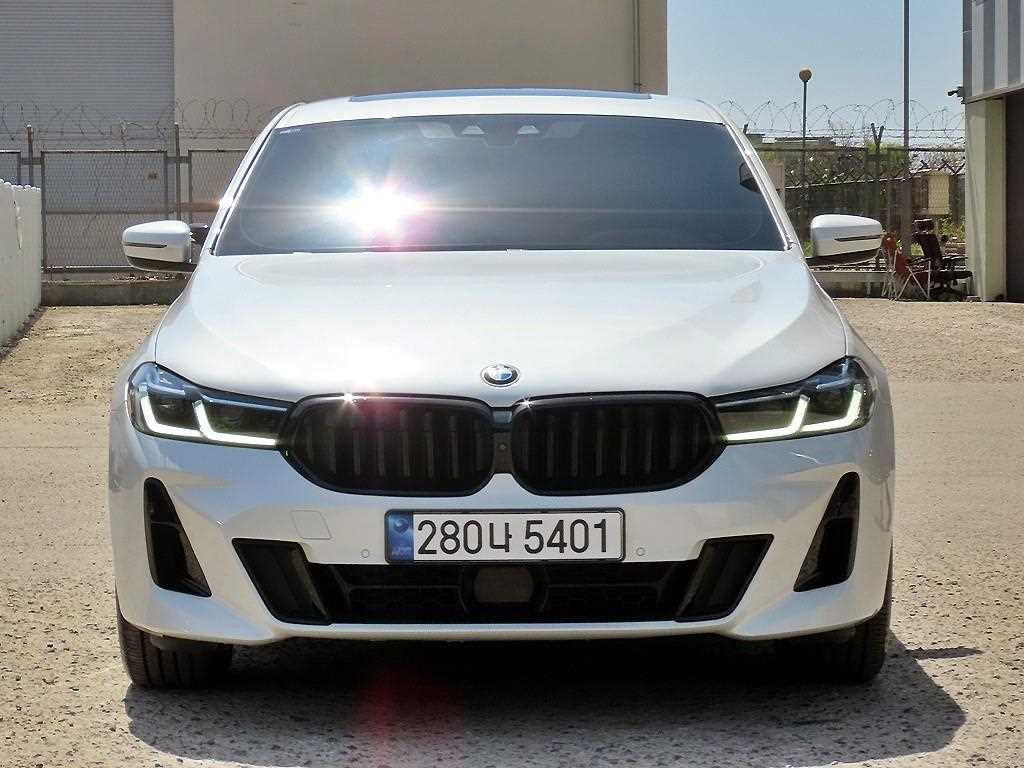 BMW Gran Turismo 2018 Blanco - Importación desde Corea - HF Imports Iquique - Foto 1