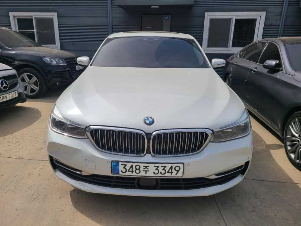 BMW Gran Turismo 2018 Blanco - Importación desde Corea - HF Imports Iquique - Foto 1