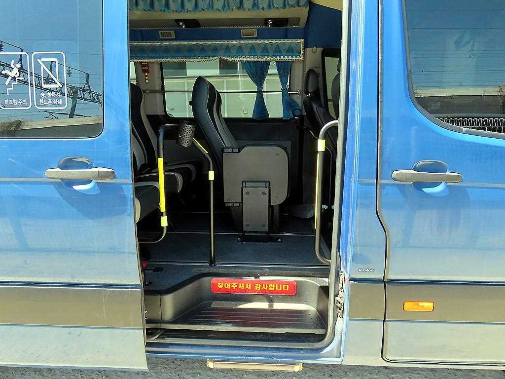 HYUNDAI Solati - Vista 6