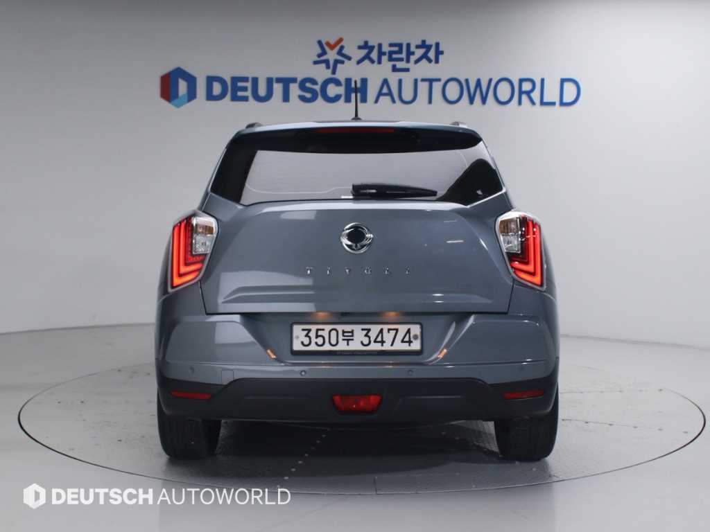 Ssangyong Tivoli - Vista 4