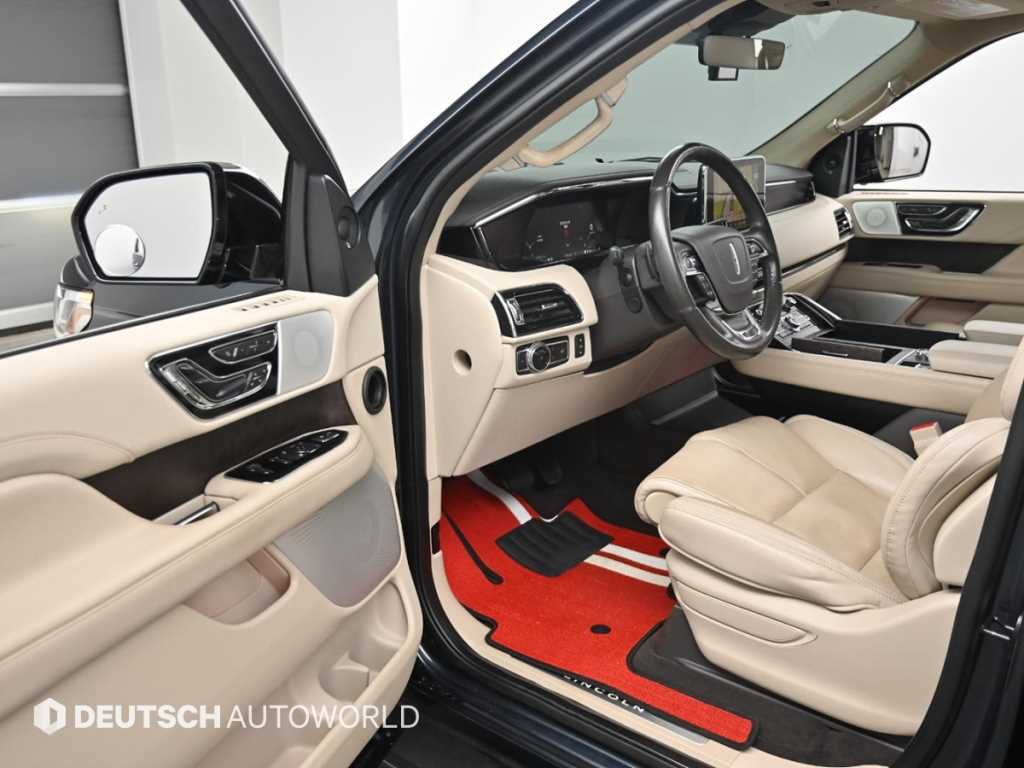 Lincoln Navigator - Vista 10