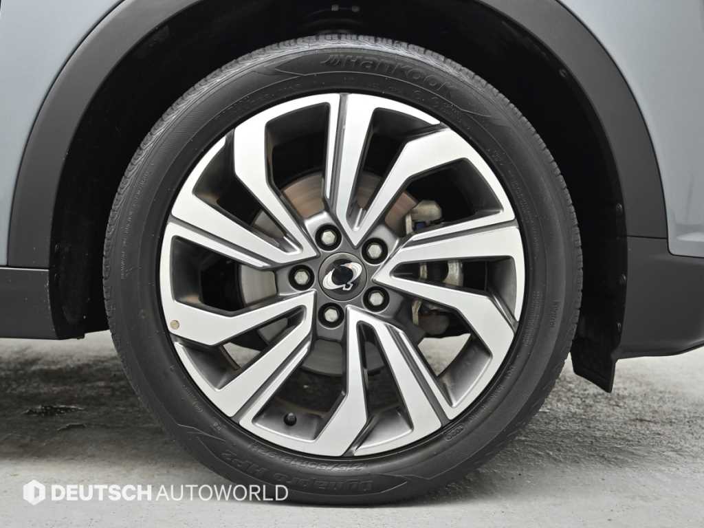 Ssangyong Tivoli - Vista 5