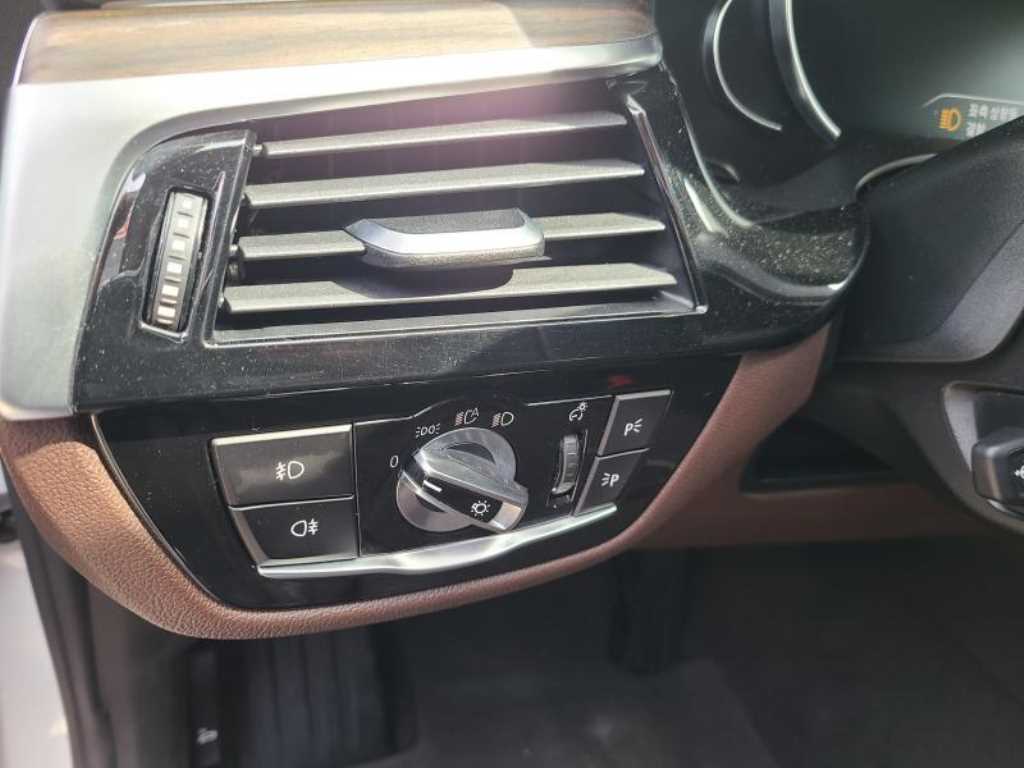 BMW Gran Turismo - Vista 12