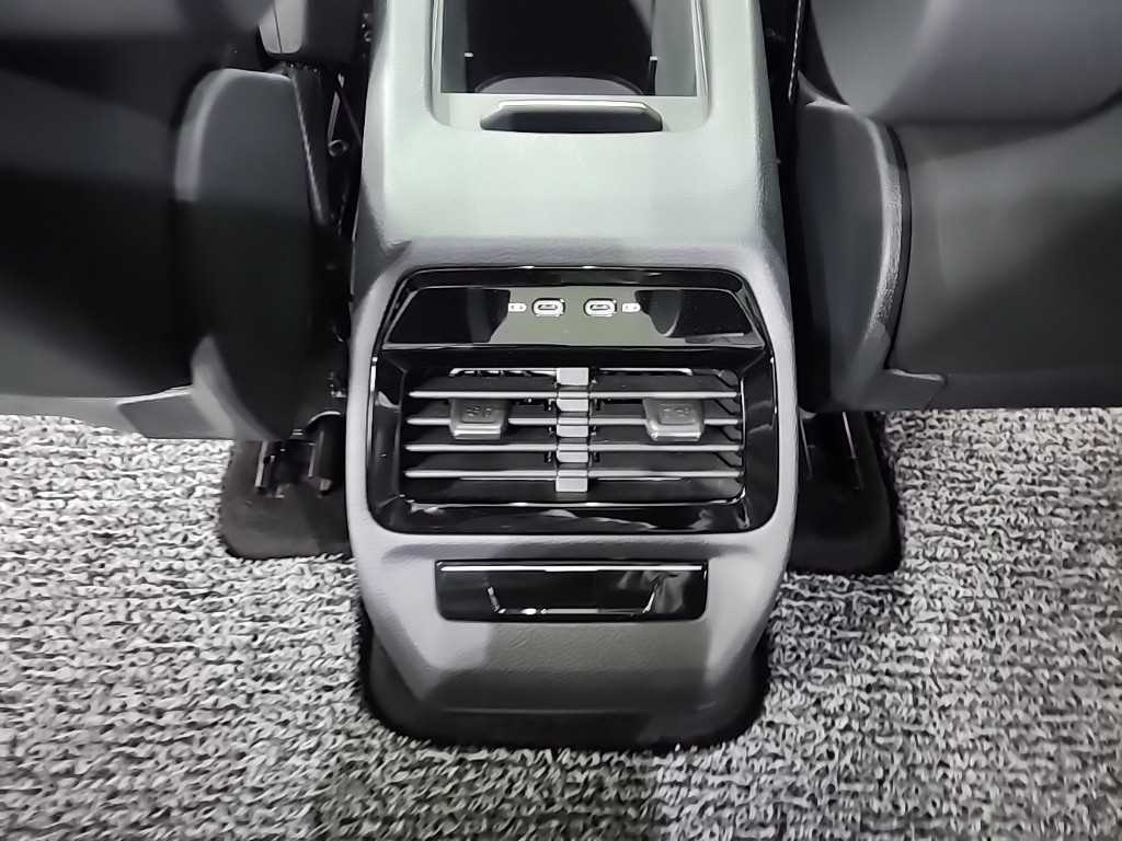 Volkswagen ID.4 2025 Negro - Importación desde Corea - HF Imports Iquique - Foto 13