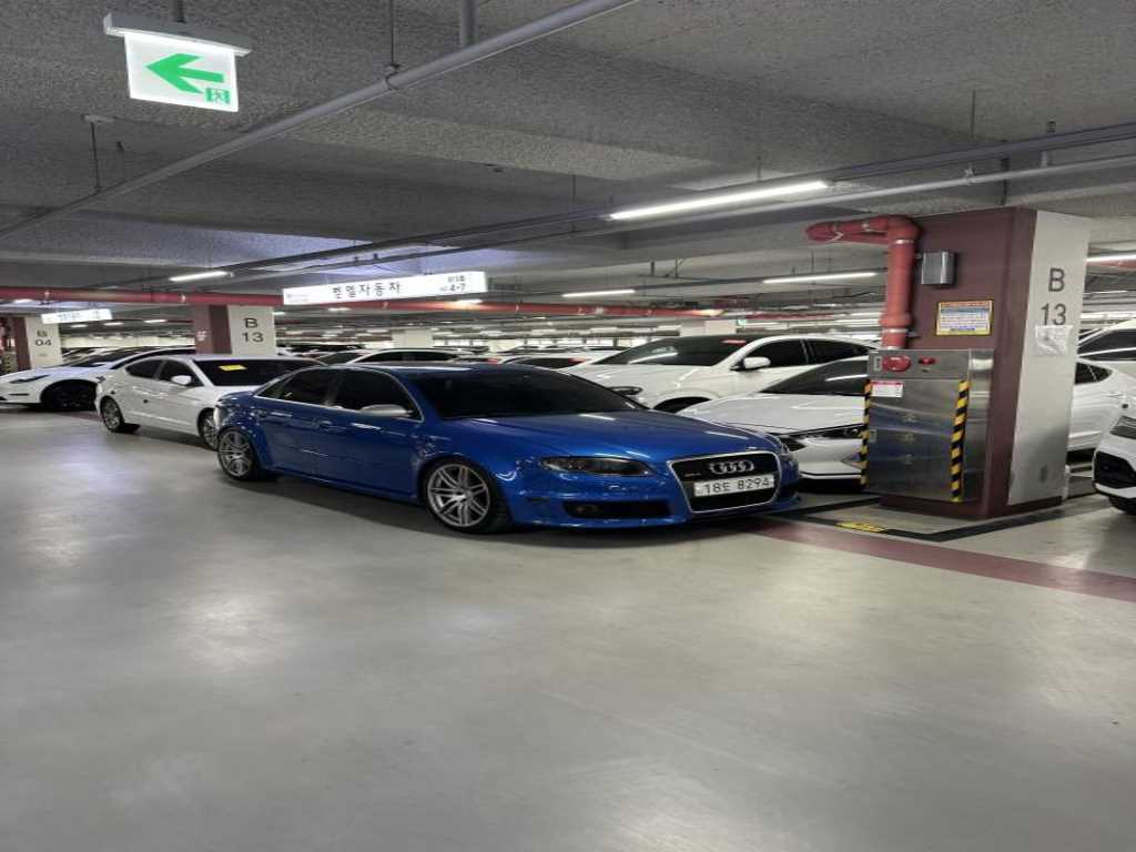 Audi RS4 2007 Azul - Importación desde Corea - HF Imports Iquique - Foto 1