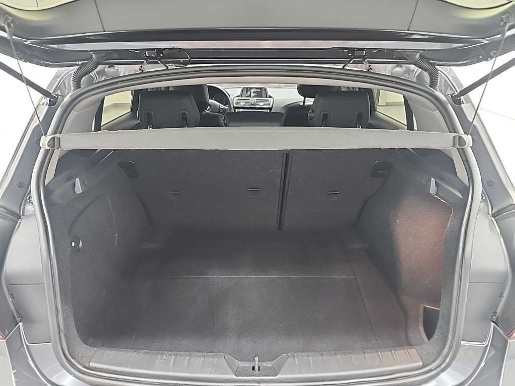 BMW 1 series 2017 Gris - Importación desde Corea - HF Imports Iquique - Foto 18