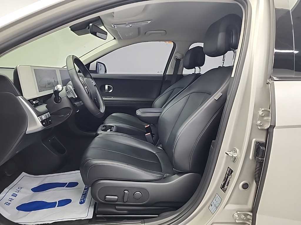 HYUNDAI Ioniq 5 - Vista 12