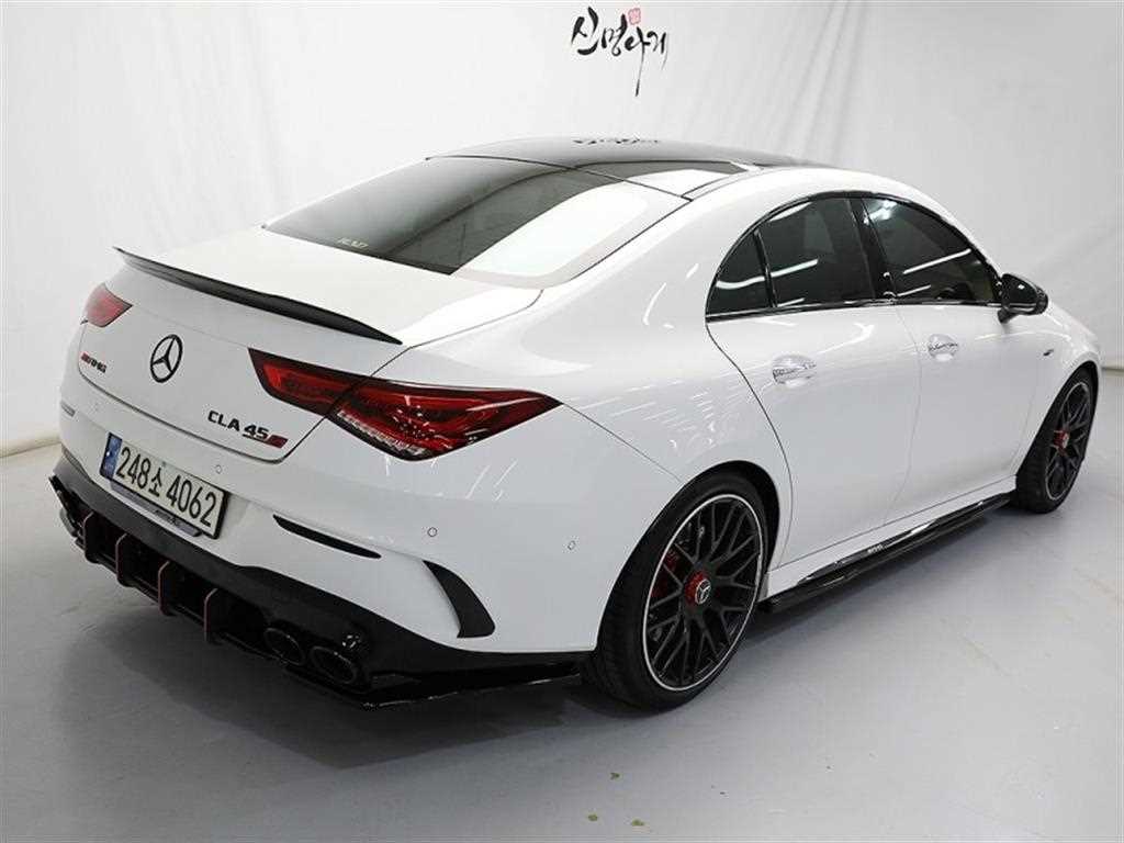 Mercedes Benz CLA Class - Vista 4