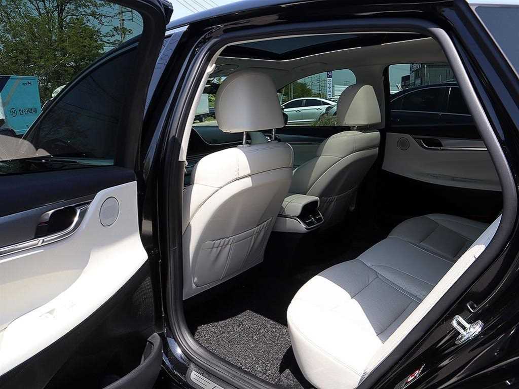 HYUNDAI Grandeur - Vista 7