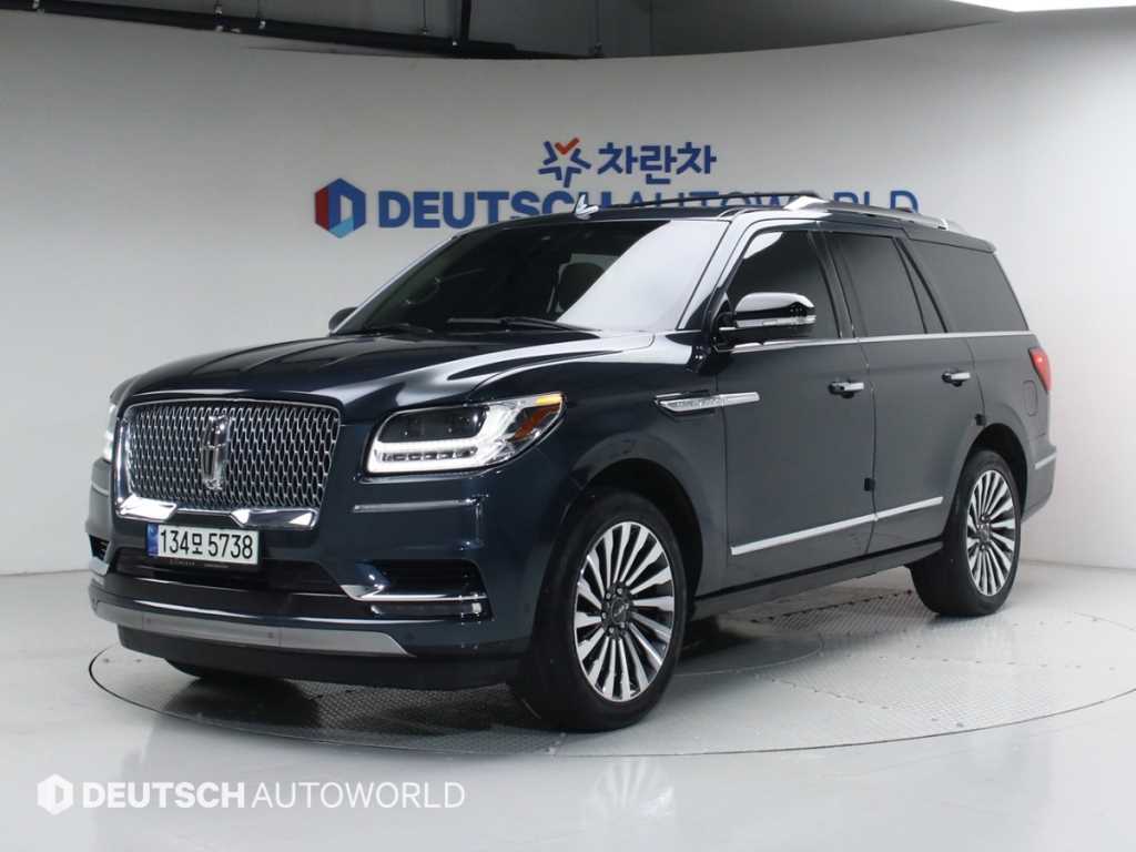 Lincoln Navigator 2021 Negro - Importación desde Corea - HF Imports Iquique - Foto 1
