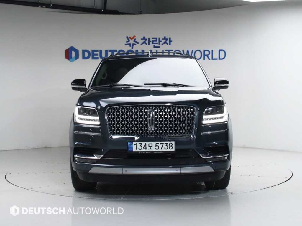 Lincoln Navigator - Vista 3