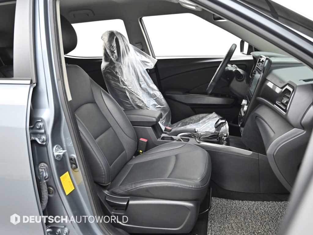 Ssangyong Tivoli - Vista 10