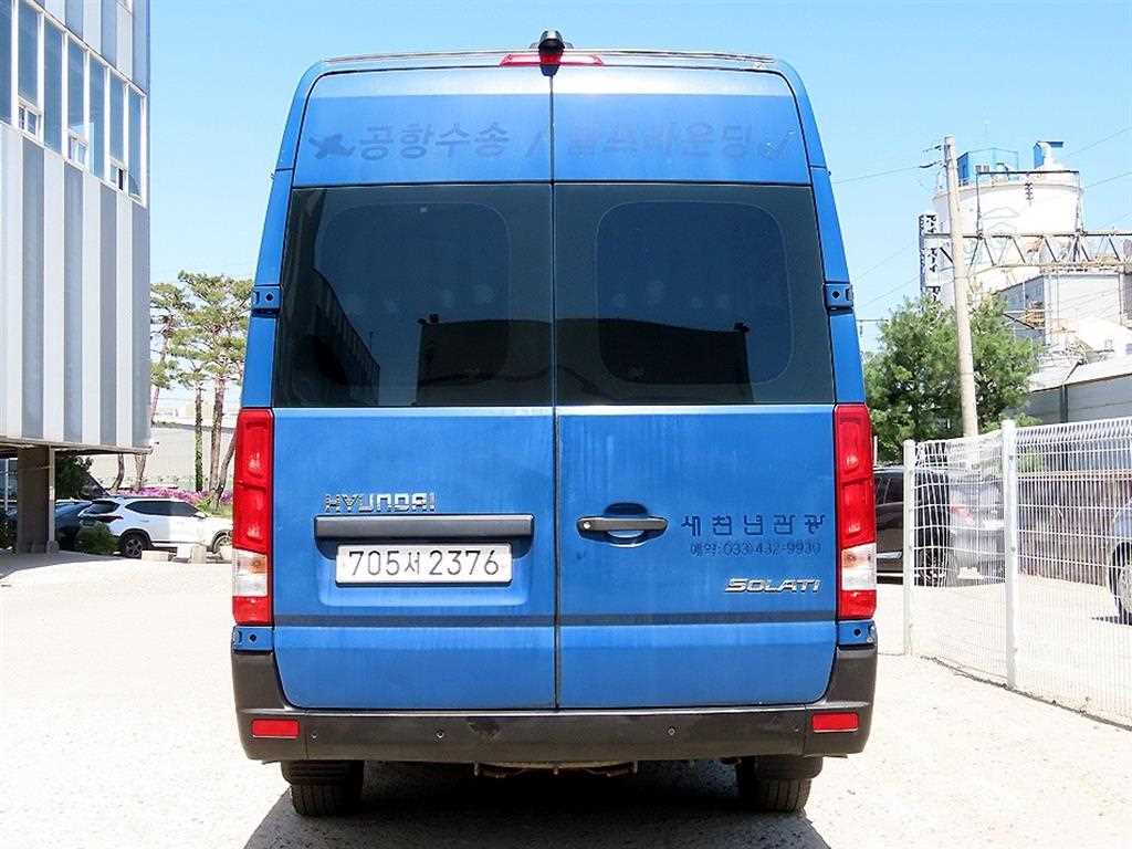 HYUNDAI Solati - Vista 4