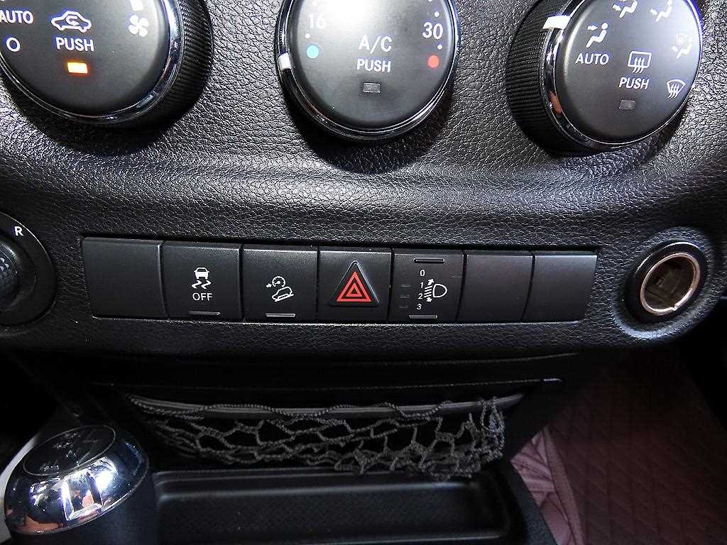 Jeep Wrangler 2014 Gris - Importación desde Corea - HF Imports Iquique - Foto 13