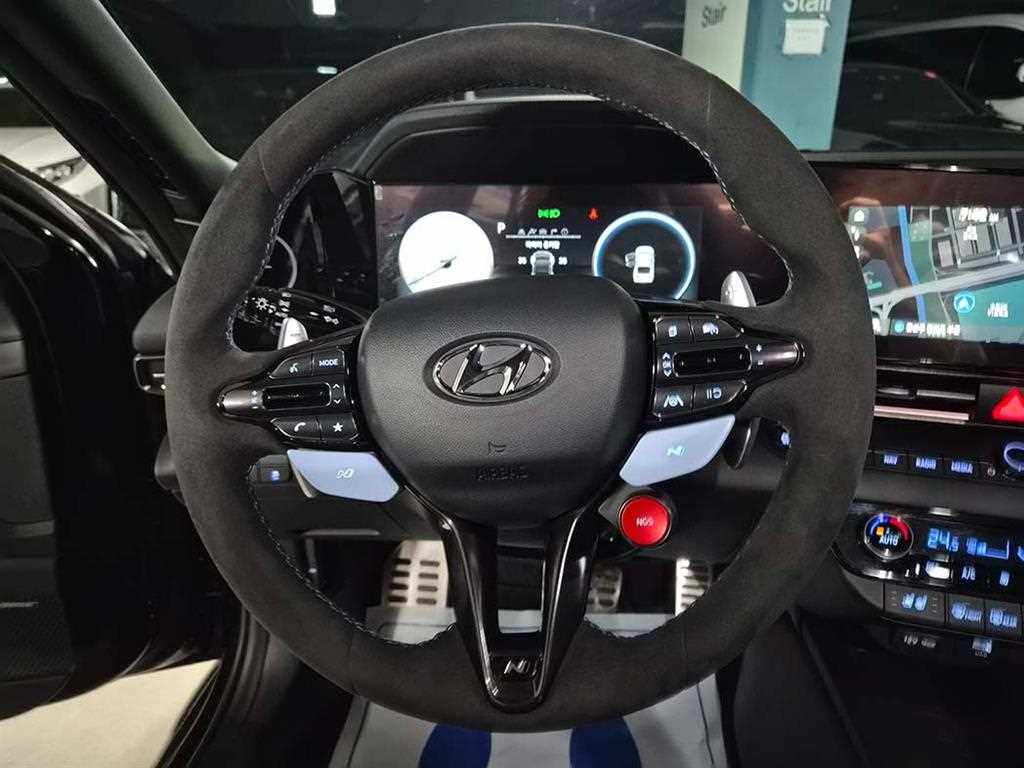HYUNDAI Avante - Vista 8