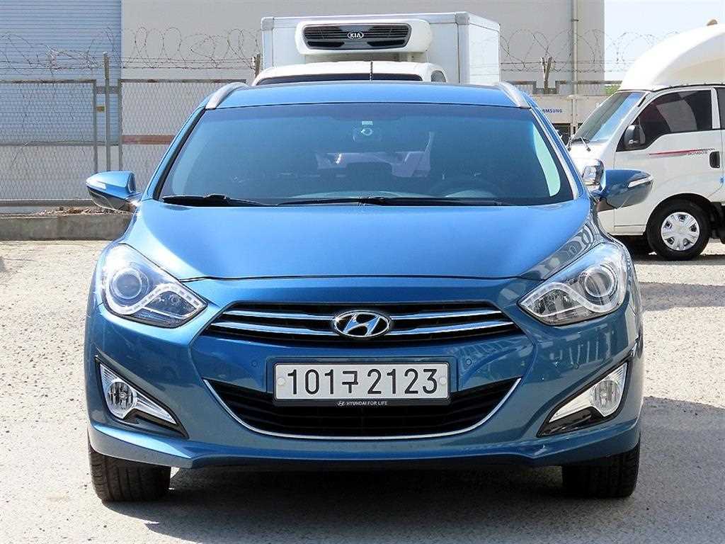 HYUNDAI i40 2012 Azul - Importación desde Corea - HF Imports Iquique - Foto 1