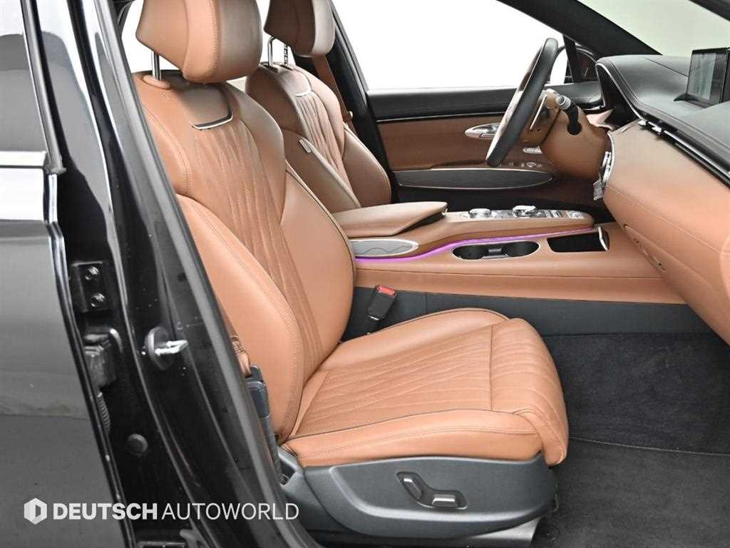 Genesis GV70 - Vista 10