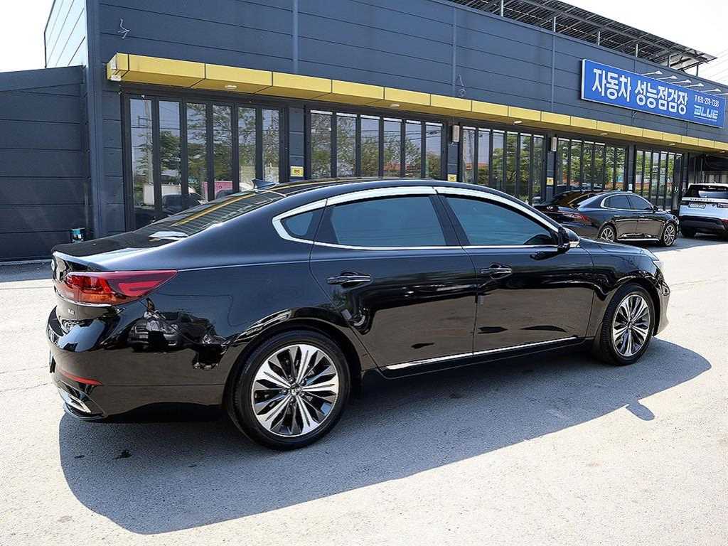 KIA K7 - Vista 3