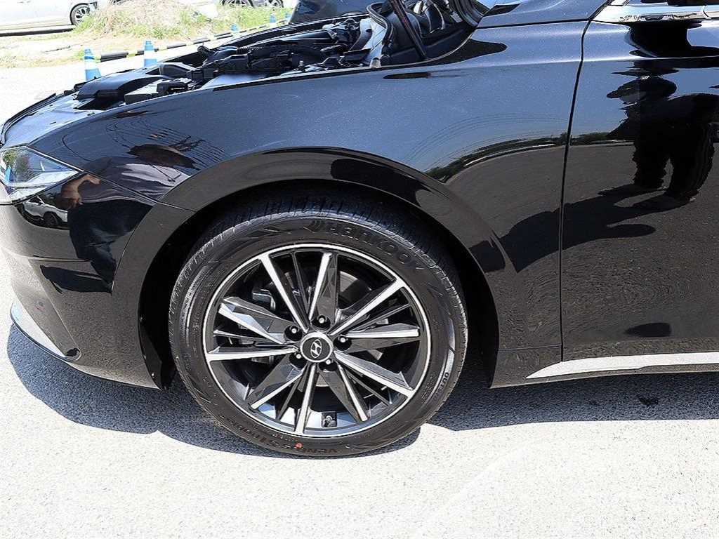 HYUNDAI Grandeur 2022 Negro - Importación desde Corea - HF Imports Iquique - Foto 18