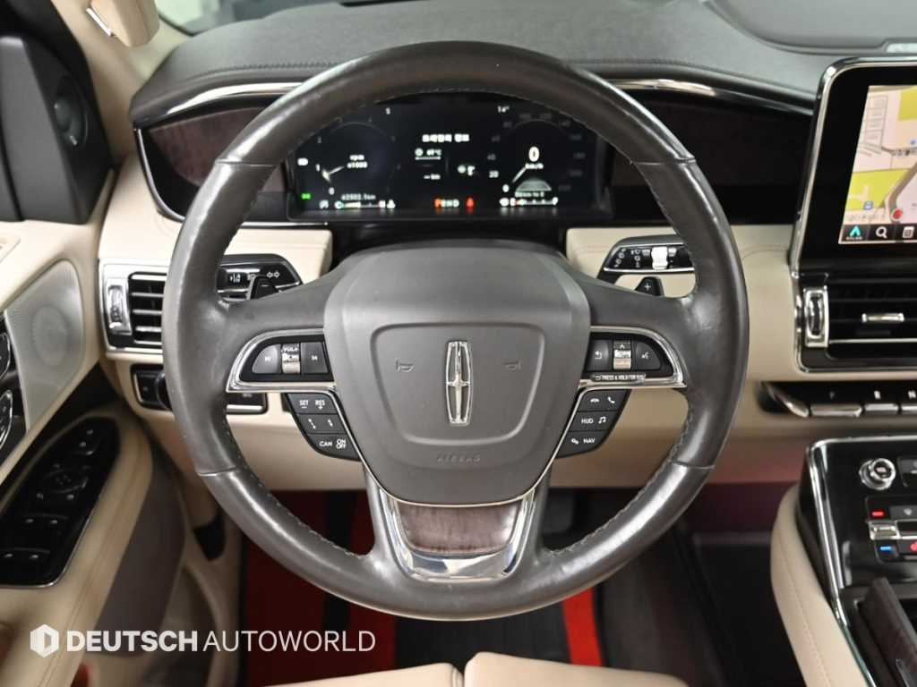Lincoln Navigator - Vista 12
