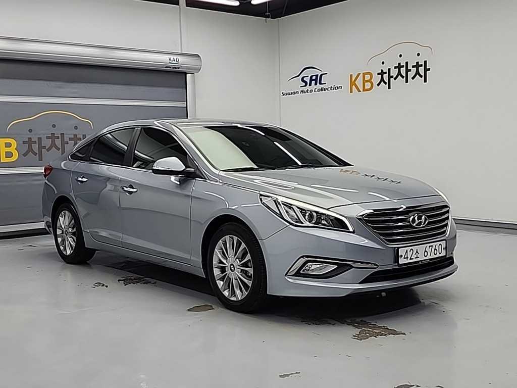 HYUNDAI Sonata - Vista 4