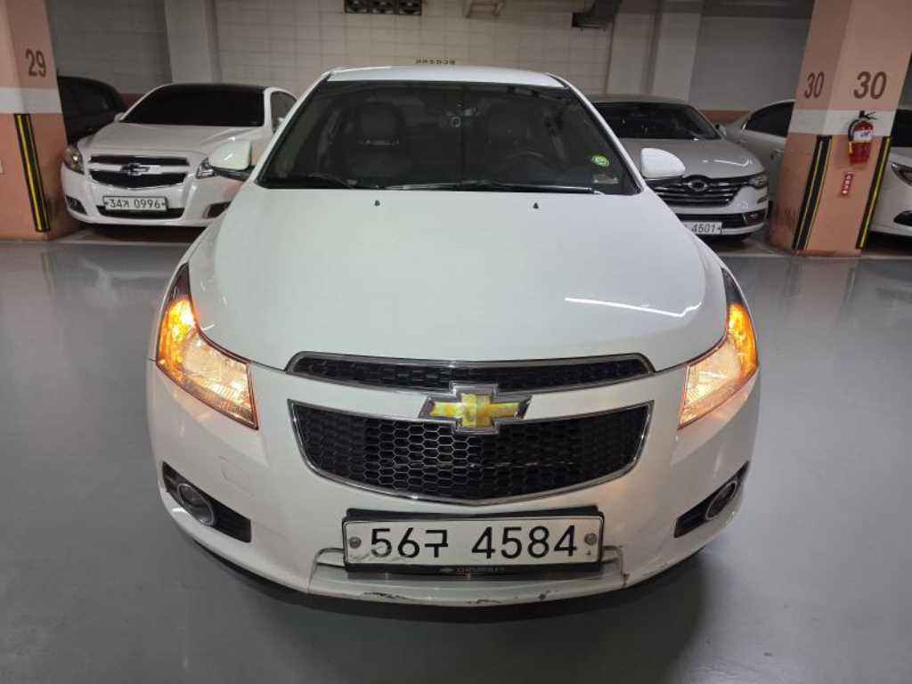 Chevrolet Cruise 2012 Blanco - Importación desde Corea - HF Imports Iquique - Foto 1