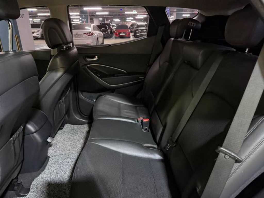 HYUNDAI Santa Fe - Vista 6